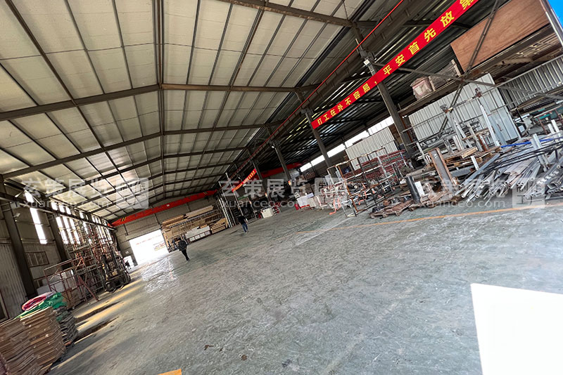 蜜柚APP下载展览工厂铁工区